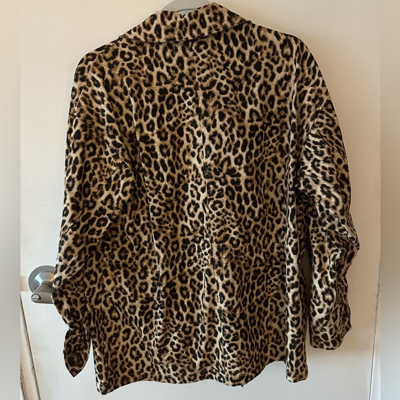 Forever 21 Cheeta Print Oversized Denim Blazer - Picture 7 of 8